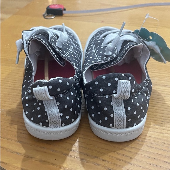 SO - Memory Foam Polka Dot Kids Shoes - Black/Dark Gray and White- 🆕 - Picture 2 of 7